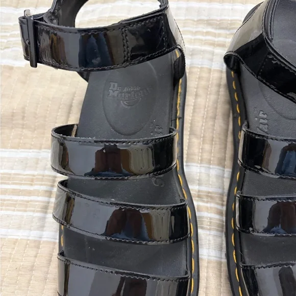 Dr. Martens Blaire Patent Leather Strap Sandals in black. Women’s size 10 - Picture 2 of 8